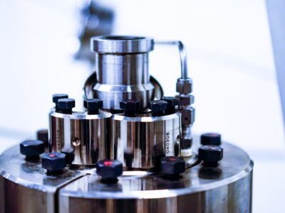 Equipamentos industriais seguem normas de medição internacional